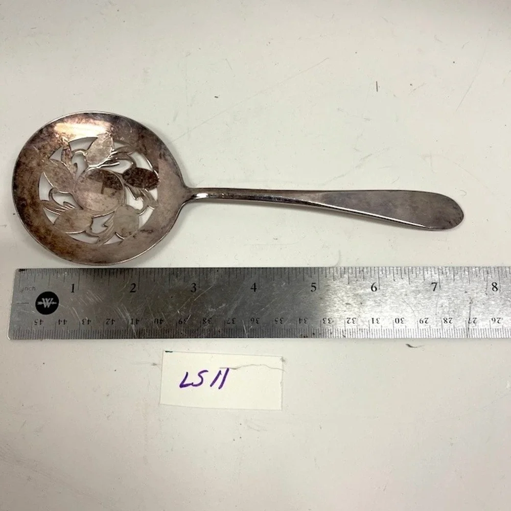 Vintage International Silver Co. 